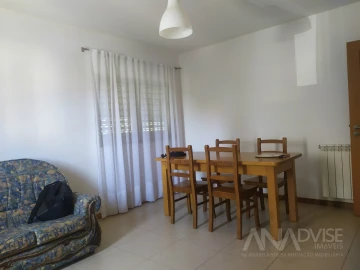 Apartamento T1 para Arrendamento em Repeses e São Salvador