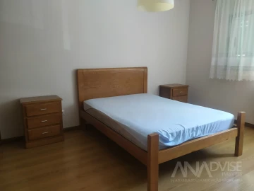 Apartamento T1 para Arrendamento em Repeses e São Salvador
