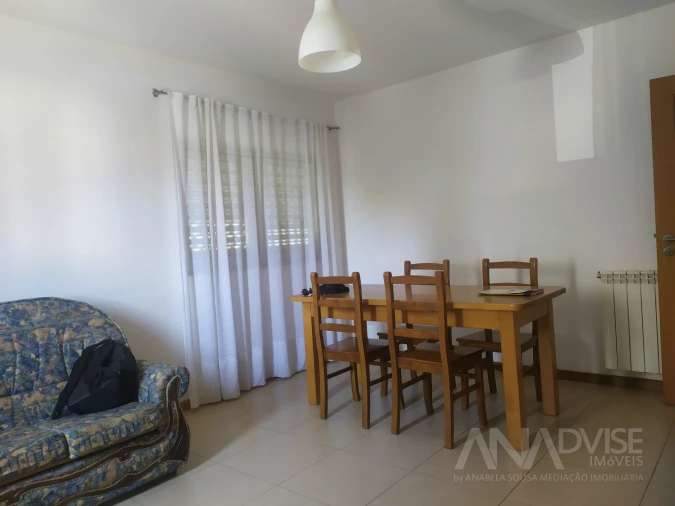 Apartamento T1 para Arrendamento em Repeses e São Salvador Foto 2