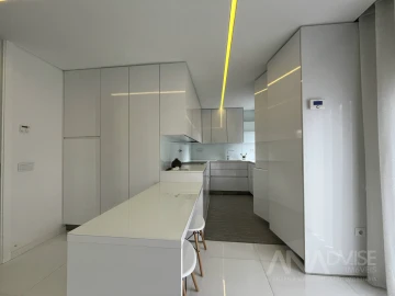 Apartamento T3 para Arrendamento em Viseu