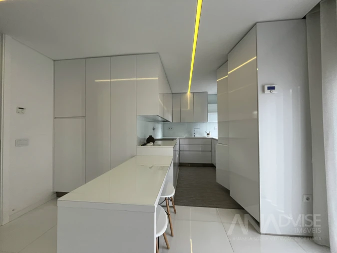 Apartamento T3 para Arrendamento em Viseu Foto 2