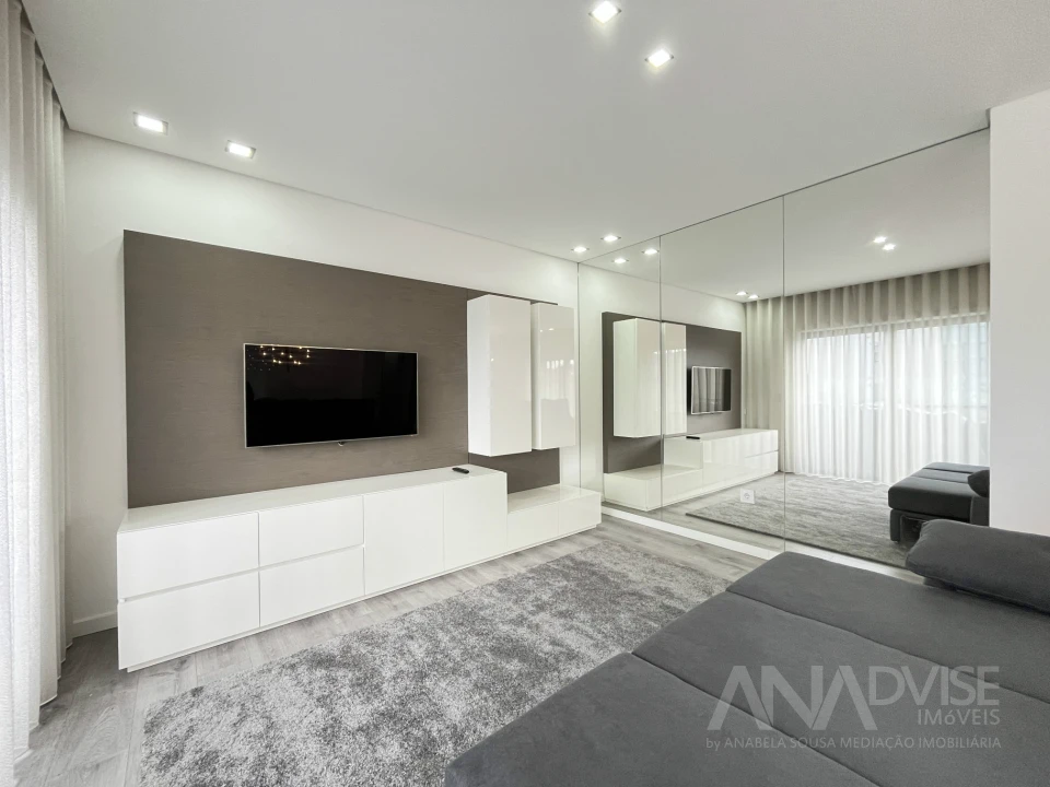 Apartamento T3 para Arrendamento em Viseu Foto 8