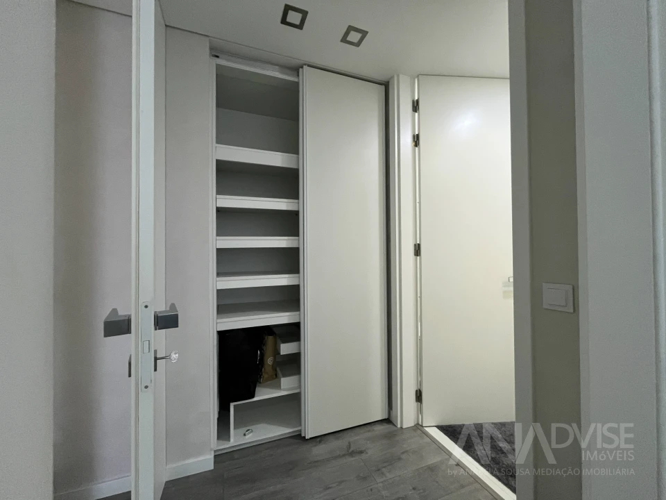 Apartamento T3 para Arrendamento em Viseu Foto 24