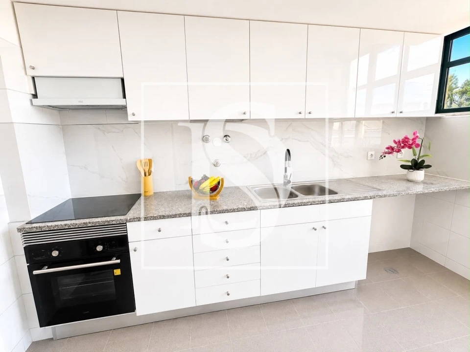 Apartamento T3 para Venda em Laranjeiro e Feijó Foto 14