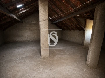 Moradia T2 para Venda em Campolide