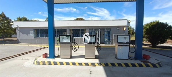 Loja para Arrendamento em Peraboa