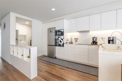 Apartamento T3 para Venda em Santo Tirso, Couto (Santa Cristina e São Miguel) e Burgães