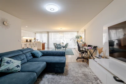 Apartamento T3 para Venda em Santo Tirso, Couto (Santa Cristina e São Miguel) e Burgães