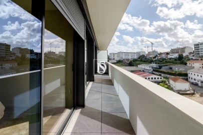 Apartamento T3 para Venda em Santo Tirso, Couto (Santa Cristina e São Miguel) e Burgães