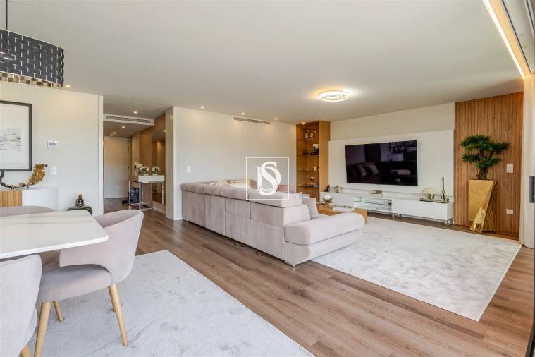 Apartamento T3 para Venda em Santo Tirso, Couto (Santa Cristina e São Miguel) e Burgães Foto 3