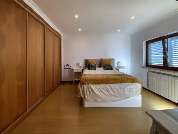 Moradia T4 para Venda em São João das Lampas e Terrugem