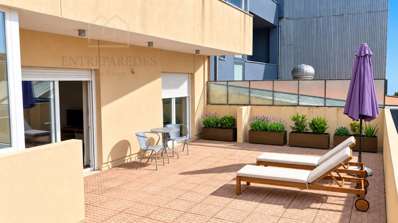 Apartamento T3 para Venda em Cedofeita, Santo Ildefonso, Sé, Miragaia, São Nicolau e Vitória Foto 1