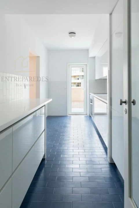 Apartamento T3 para Venda em Cedofeita, Santo Ildefonso, Sé, Miragaia, São Nicolau e Vitória
