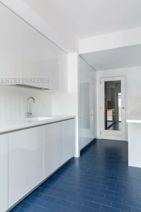 Apartamento T3 para Venda em Cedofeita, Santo Ildefonso, Sé, Miragaia, São Nicolau e Vitória