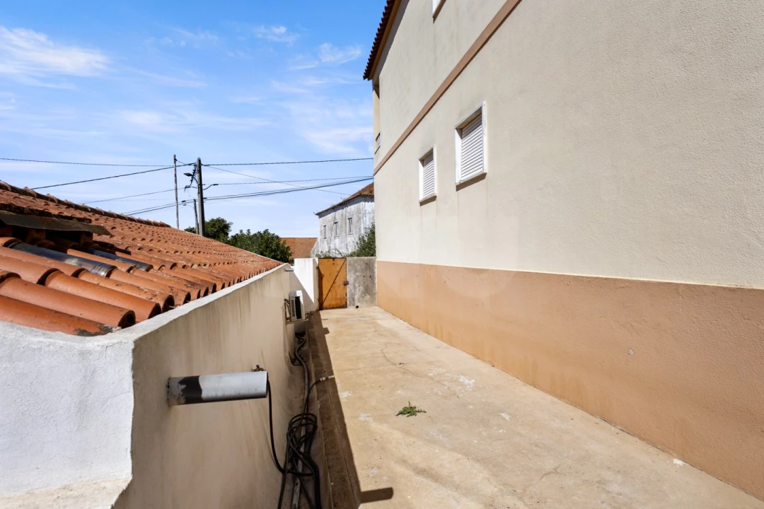 Moradia T2 para Venda em Santa Maria, São Pedro e Matacães Foto 15