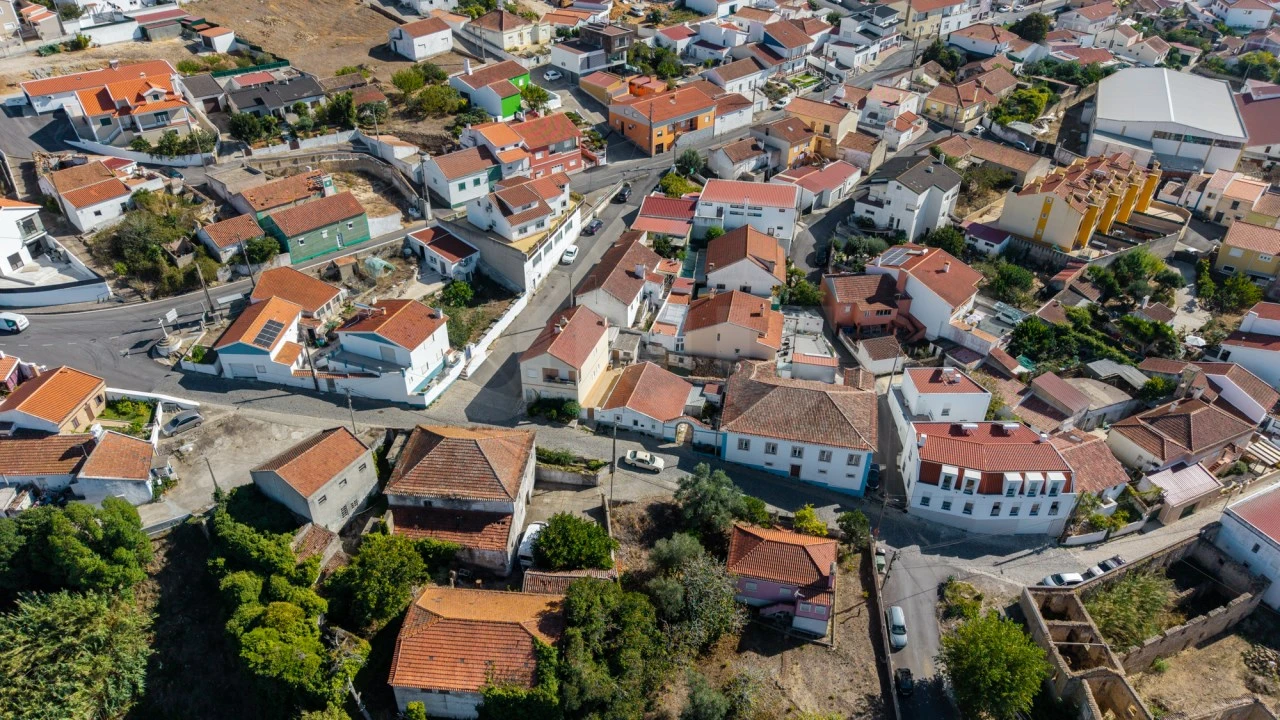 Moradia T2 para Venda em Santa Maria, São Pedro e Matacães Foto 26