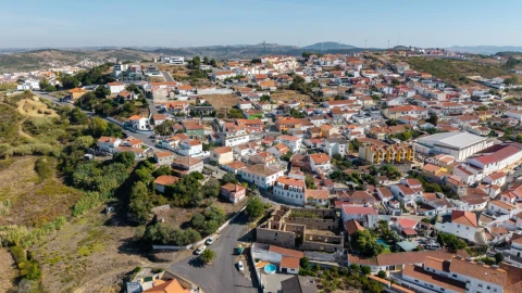 Moradia T2 para Venda em Santa Maria, São Pedro e Matacães