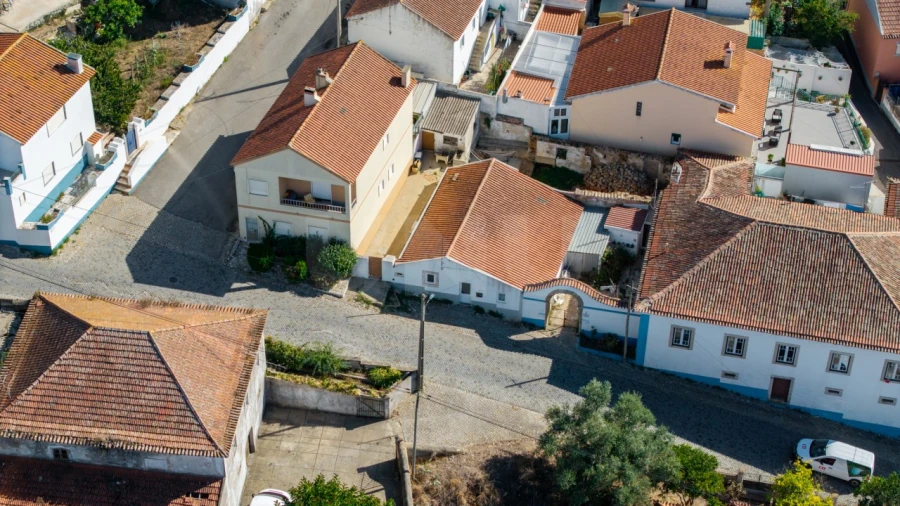 Moradia T2 para Venda em Santa Maria, São Pedro e Matacães Foto 24
