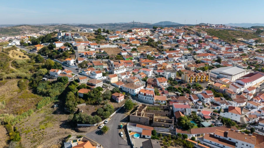 Moradia T2 para Venda em Santa Maria, São Pedro e Matacães Foto 28
