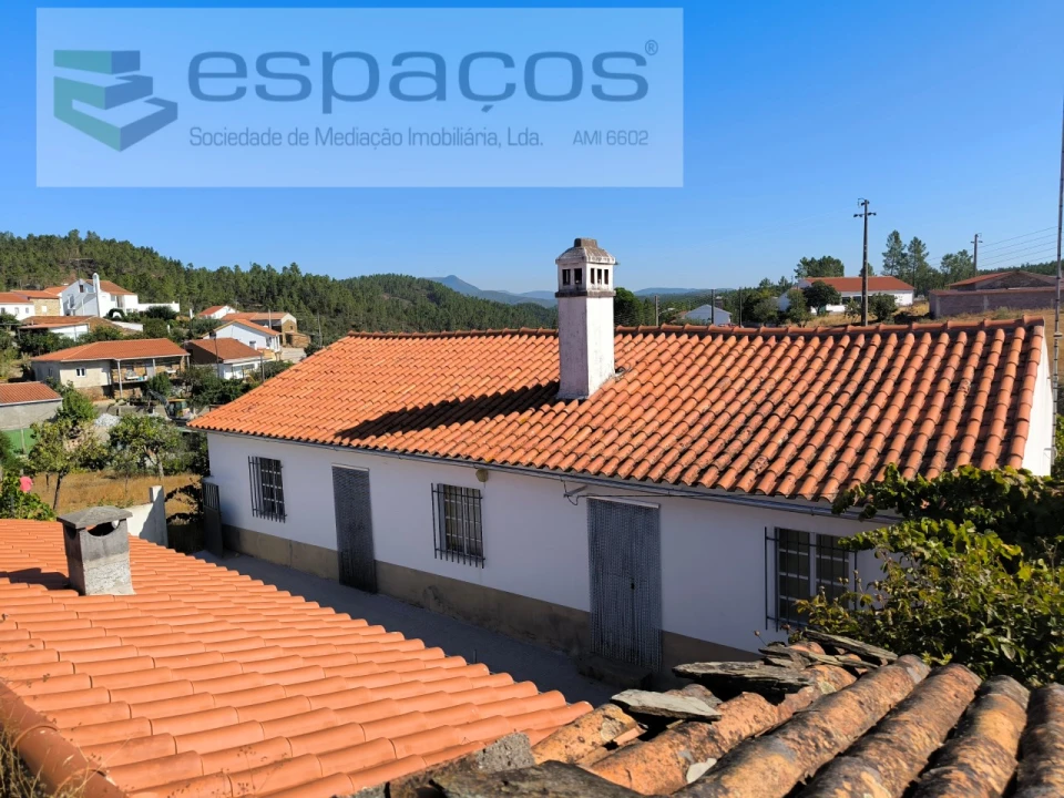 Moradia T3 para Venda em Sarzedas Foto 4