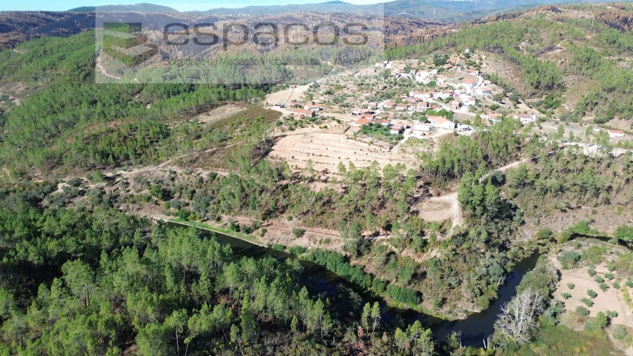 Moradia T3 para Venda em Sarzedas Foto 22