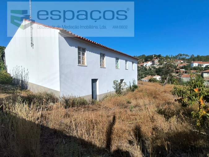 Moradia T3 para Venda em Sarzedas Foto 5