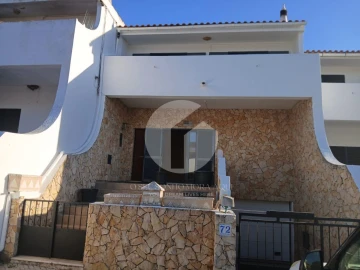 Moradia T3 para Venda em Montenegro