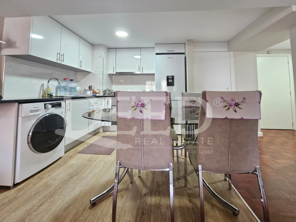 Apartamento T2 para Venda em Funchal (Se) Foto 10