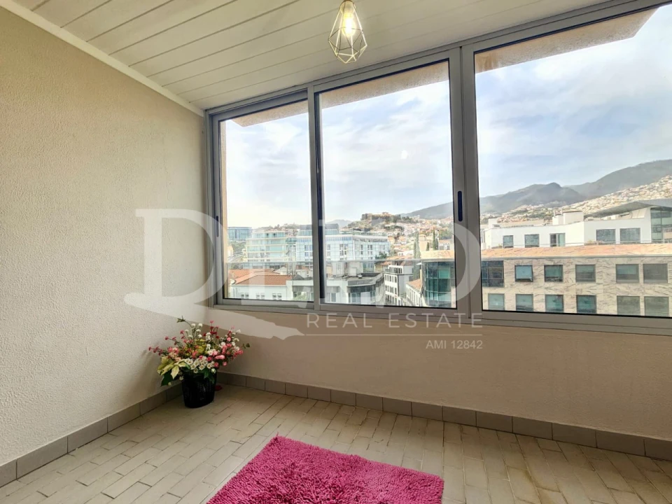 Apartamento T2 para Venda em Funchal (Se) Foto 14