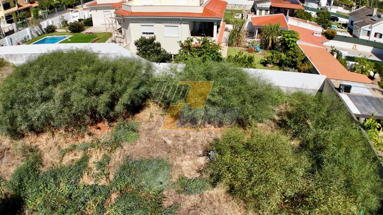 Terreno para Venda em Corroios Foto 3