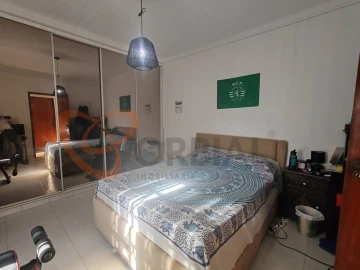 Moradia T3 para Venda em Alcantarilha e Pêra