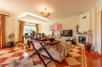 Apartamento T3 para Venda em Malveira e São Miguel de Alcainça