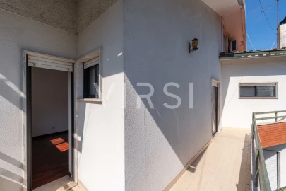 Apartamento T3 para Venda em São Martinho do Bispo e Ribeira de Frades