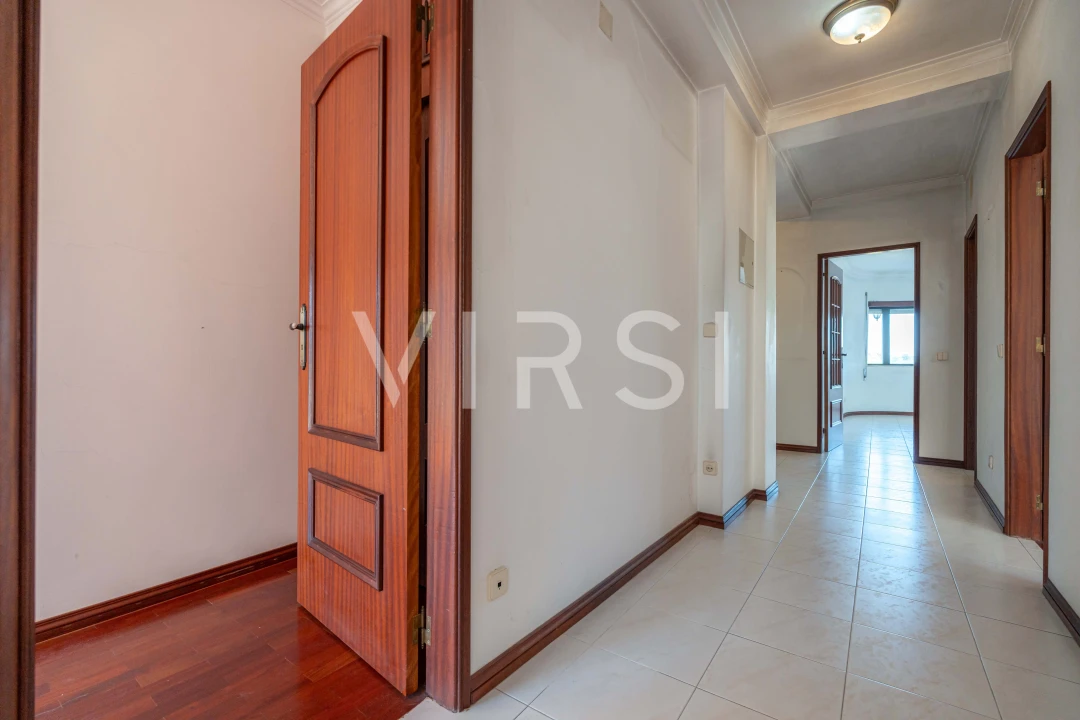 Apartamento T3 para Venda em São Martinho do Bispo e Ribeira de Frades Foto 3