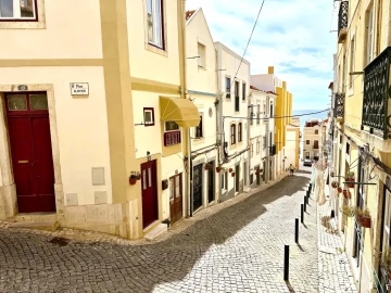 Apartamento T1 para Venda em Sesimbra (Santiago)