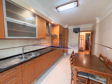 Apartamento T3 para Venda em Alverca do Ribatejo e Sobralinho