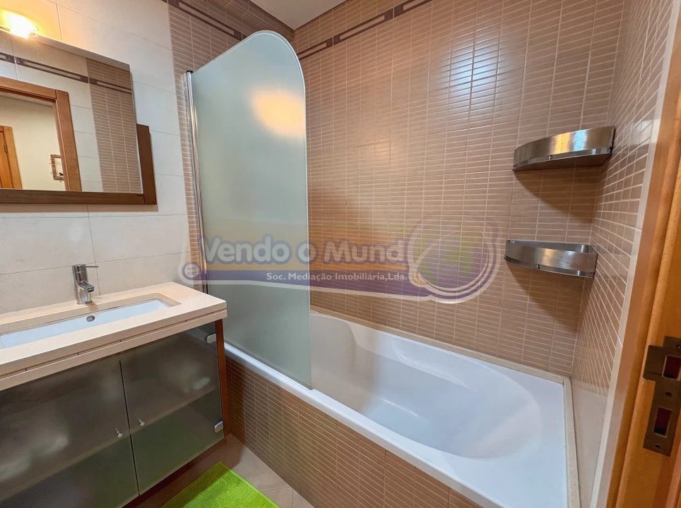 Apartamento T3 para Venda em Alverca do Ribatejo e Sobralinho Foto 17