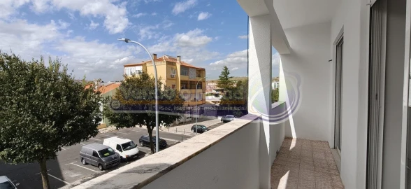 Apartamento T2 para Venda em Venteira