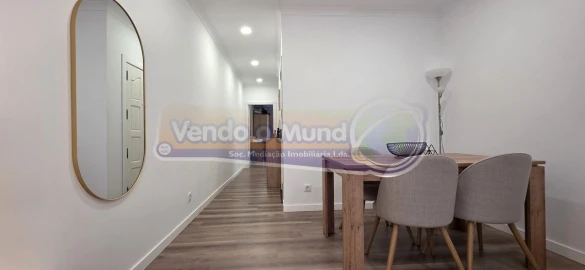 Apartamento T1 para Venda em Póvoa de Santa Iria e Forte da Casa