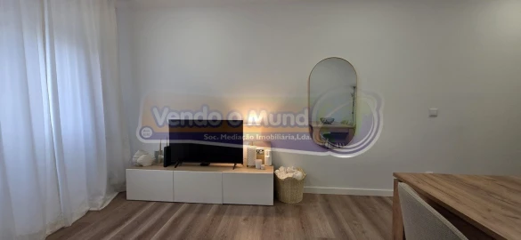 Apartamento T1 para Venda em Póvoa de Santa Iria e Forte da Casa