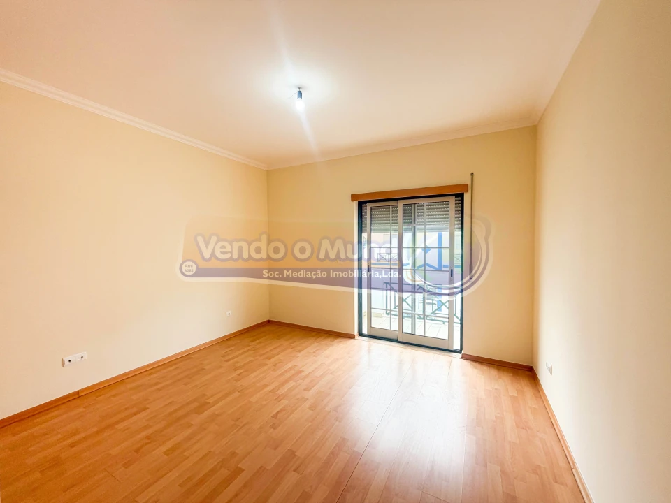 Apartamento T3 para Venda em Samora Correia Foto 15