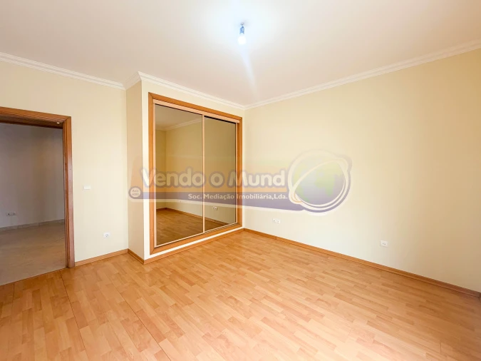 Apartamento T3 para Venda em Samora Correia Foto 12