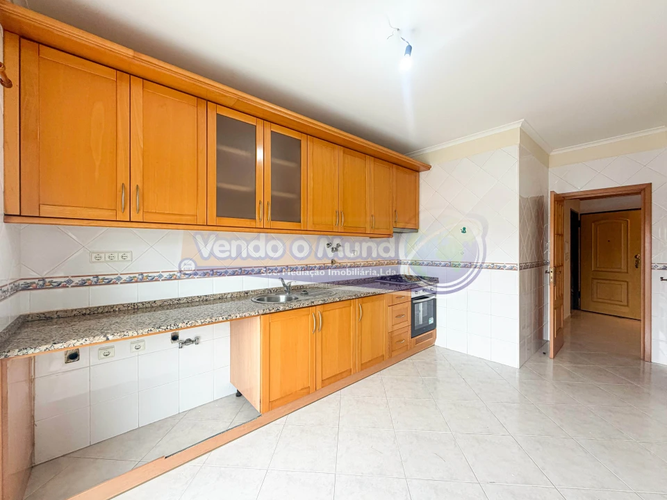 Apartamento T3 para Venda em Samora Correia Foto 7