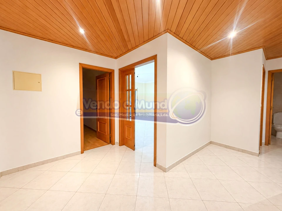 Apartamento T3 para Venda em Samora Correia Foto 9
