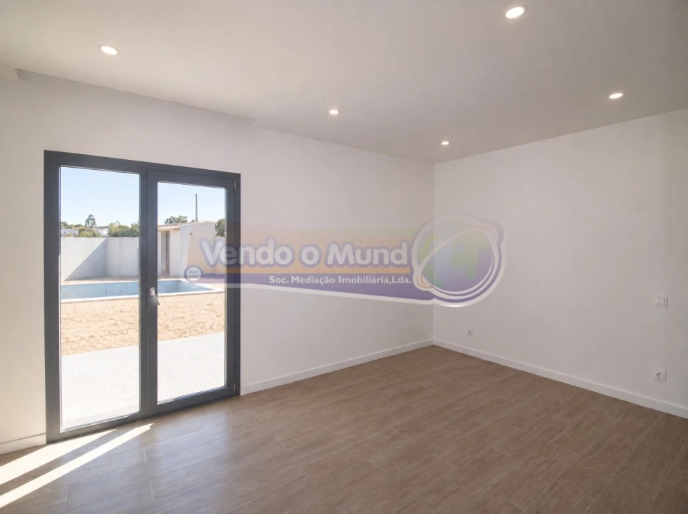 Moradia T3 para Venda em Salvaterra de Magos e Foros de Salvaterra Foto 12