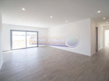 Moradia T3 para Venda em Salvaterra de Magos e Foros de Salvaterra