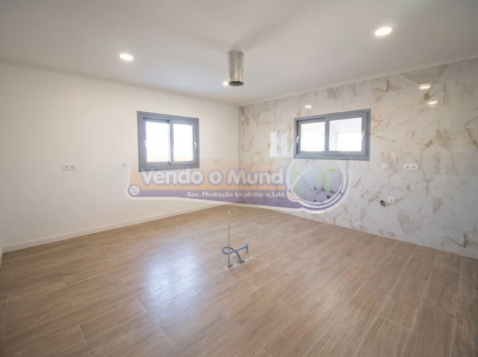 Moradia T3 para Venda em Salvaterra de Magos e Foros de Salvaterra Foto 18