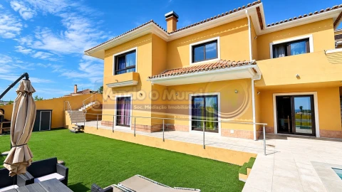 Moradia T4 para Venda em Vila Franca de Xira