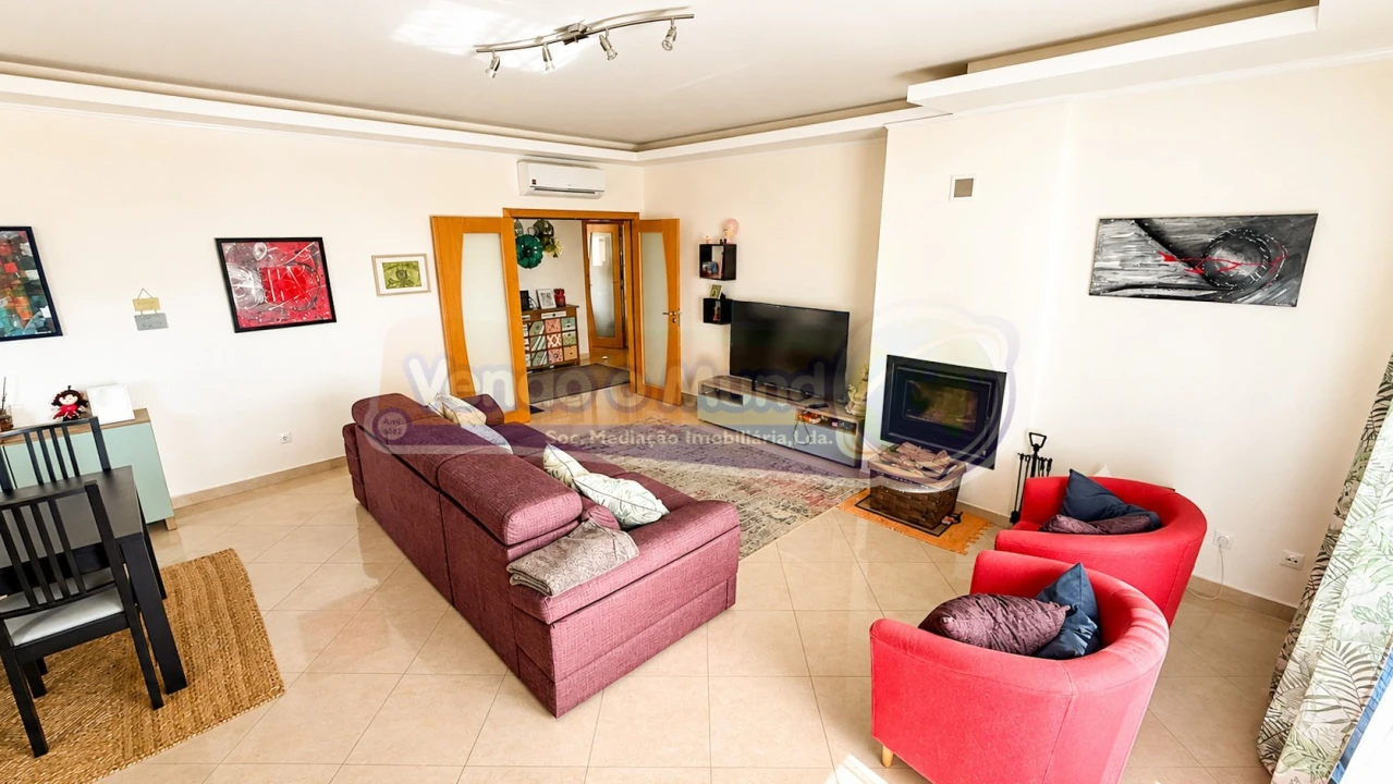 Moradia T4 para Venda em Vila Franca de Xira Foto 5