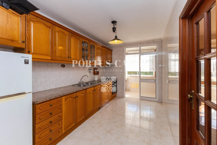 Apartamento T2 para Venda em Canidelo Foto 2